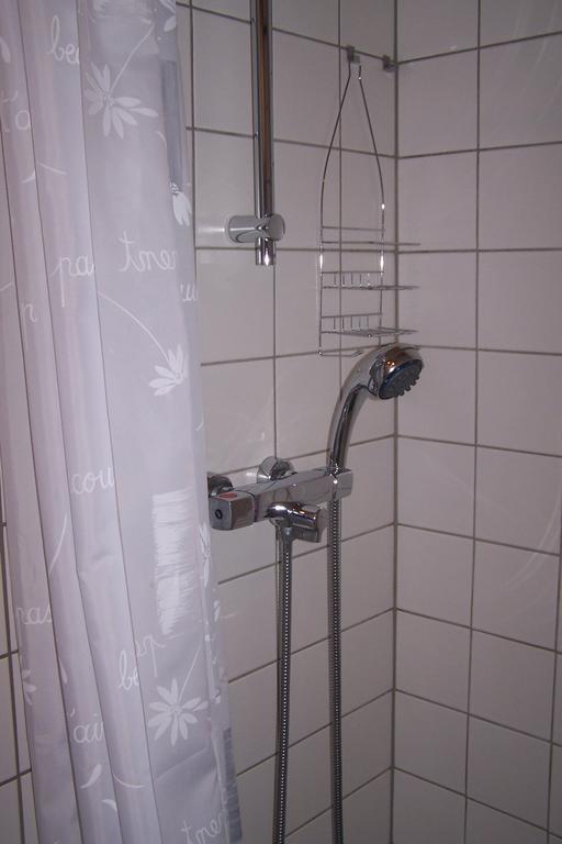 Salomony Chambre D'Hotes Marcols-les-Eaux Номер фото